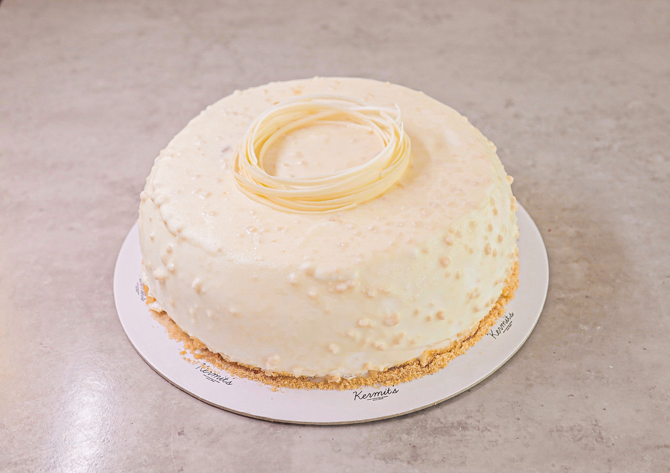 Rocher Blanc Cake